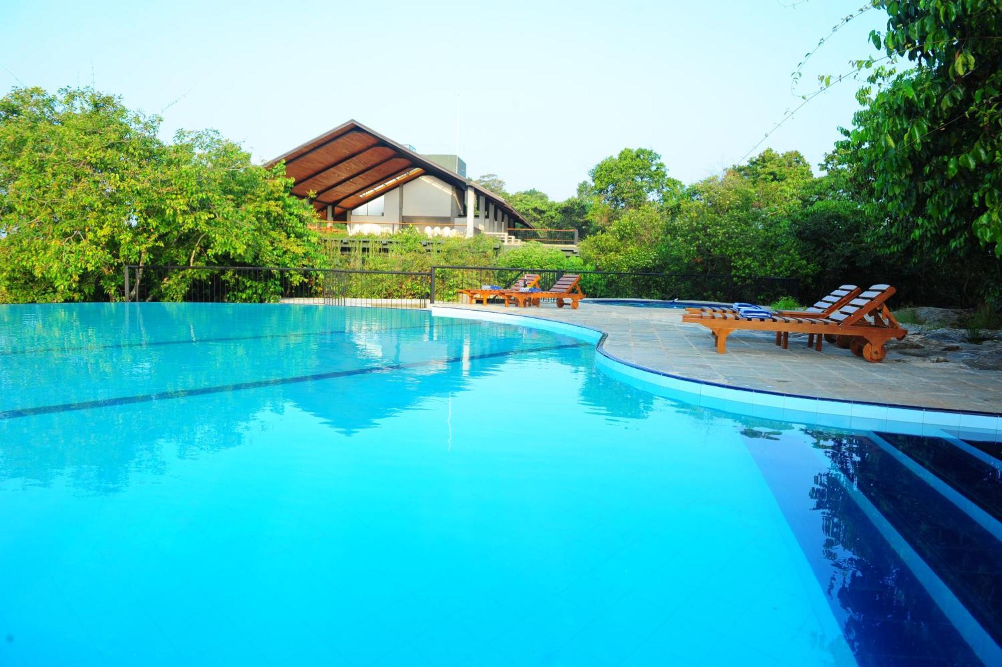 Kithul Kanda The Mountain Resort Padukka Exterior photo